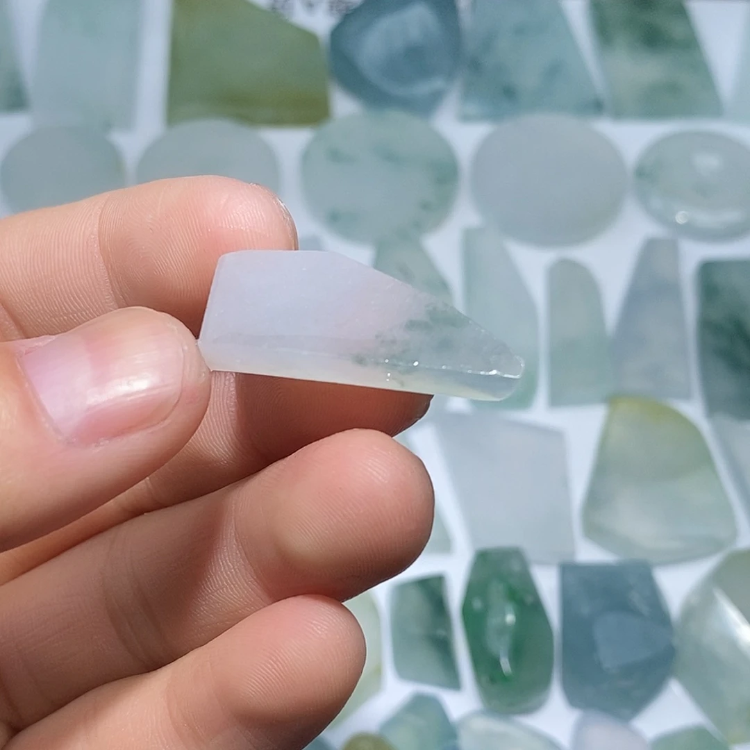 翡翠裸石84747477478