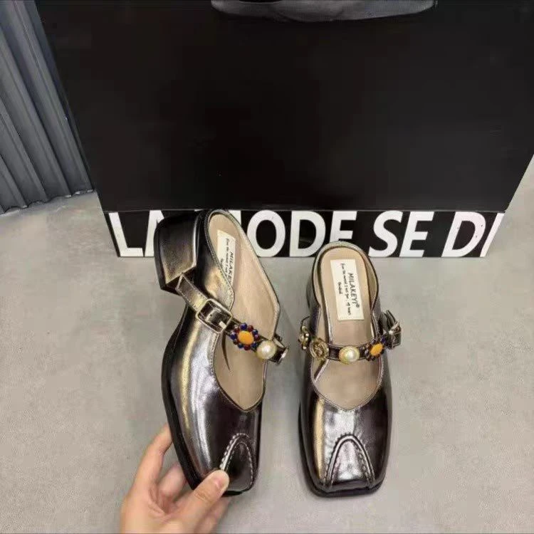 2025年夏季新款时尚百搭珍珠复古风网红休闲舒适一脚蹬单鞋 W79