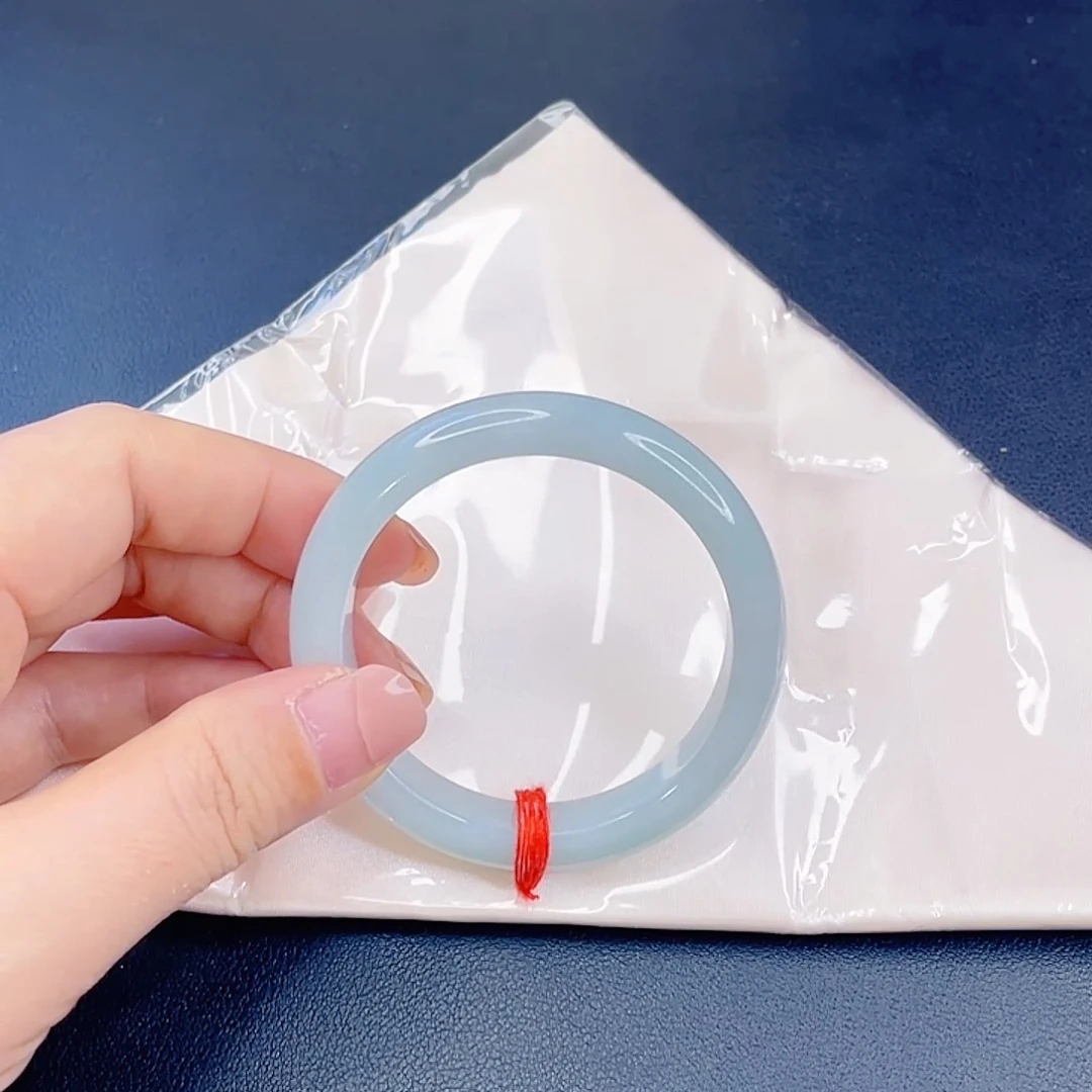 翡翠未镶嵌手镯冰胶晴水