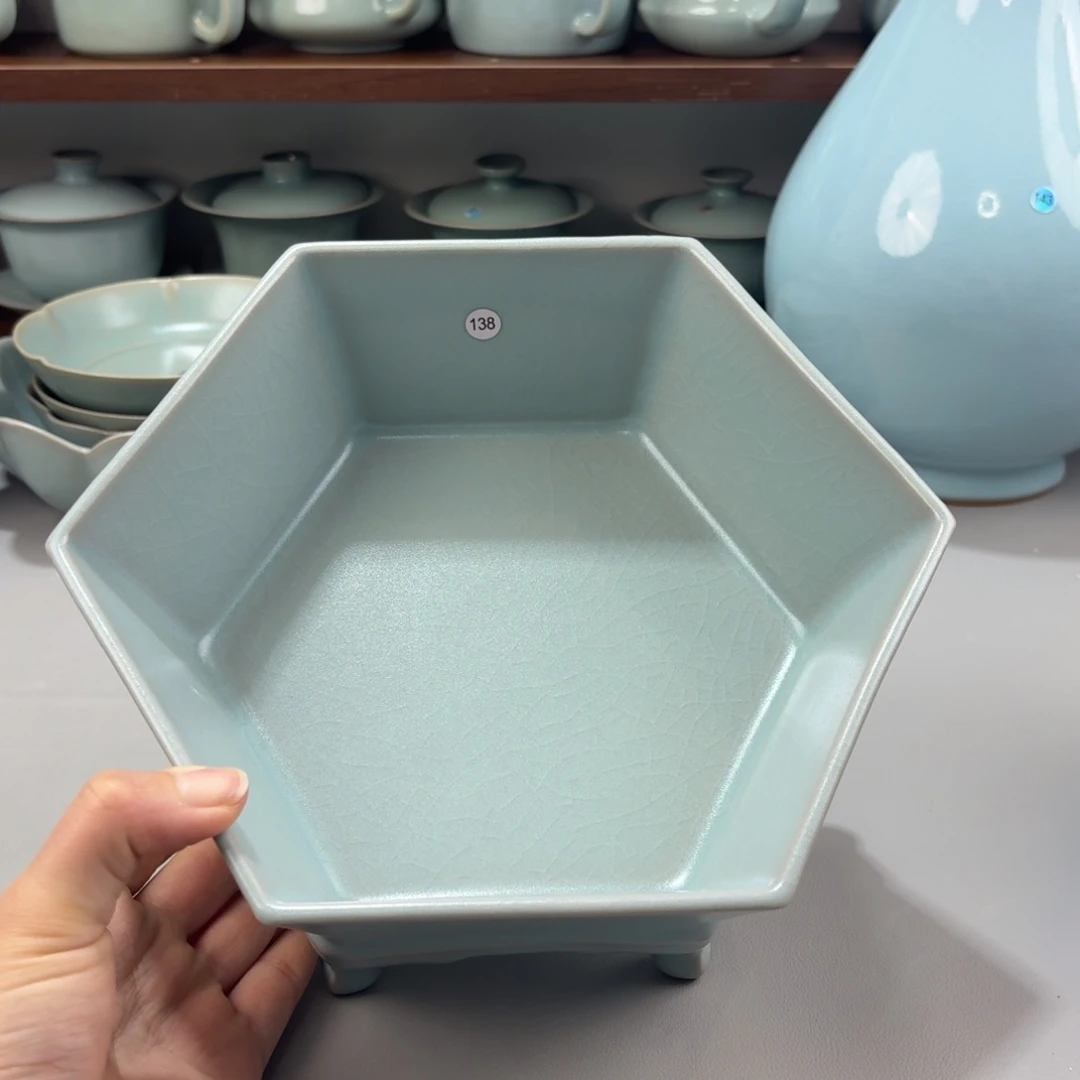 瓷摆件编号138仿古釉六方茶洗微瑕