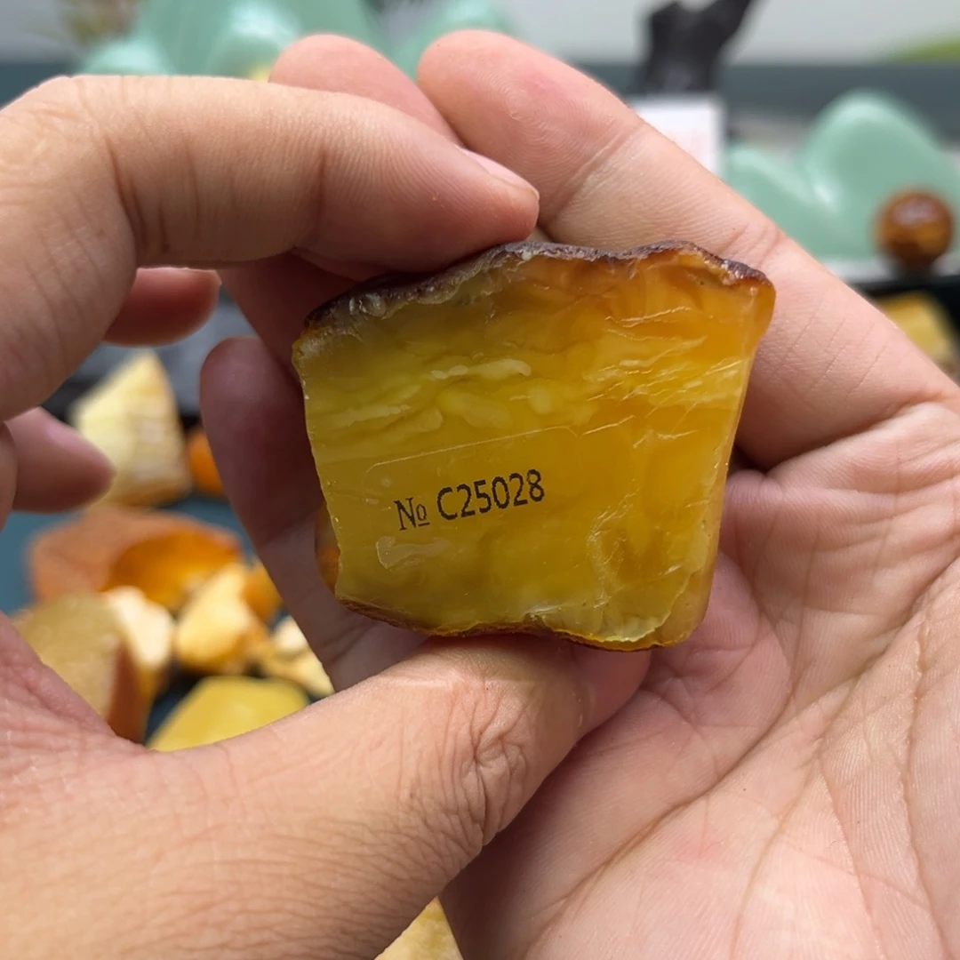 指***尖定制琥珀未镶嵌蜜蜡原石不退不换