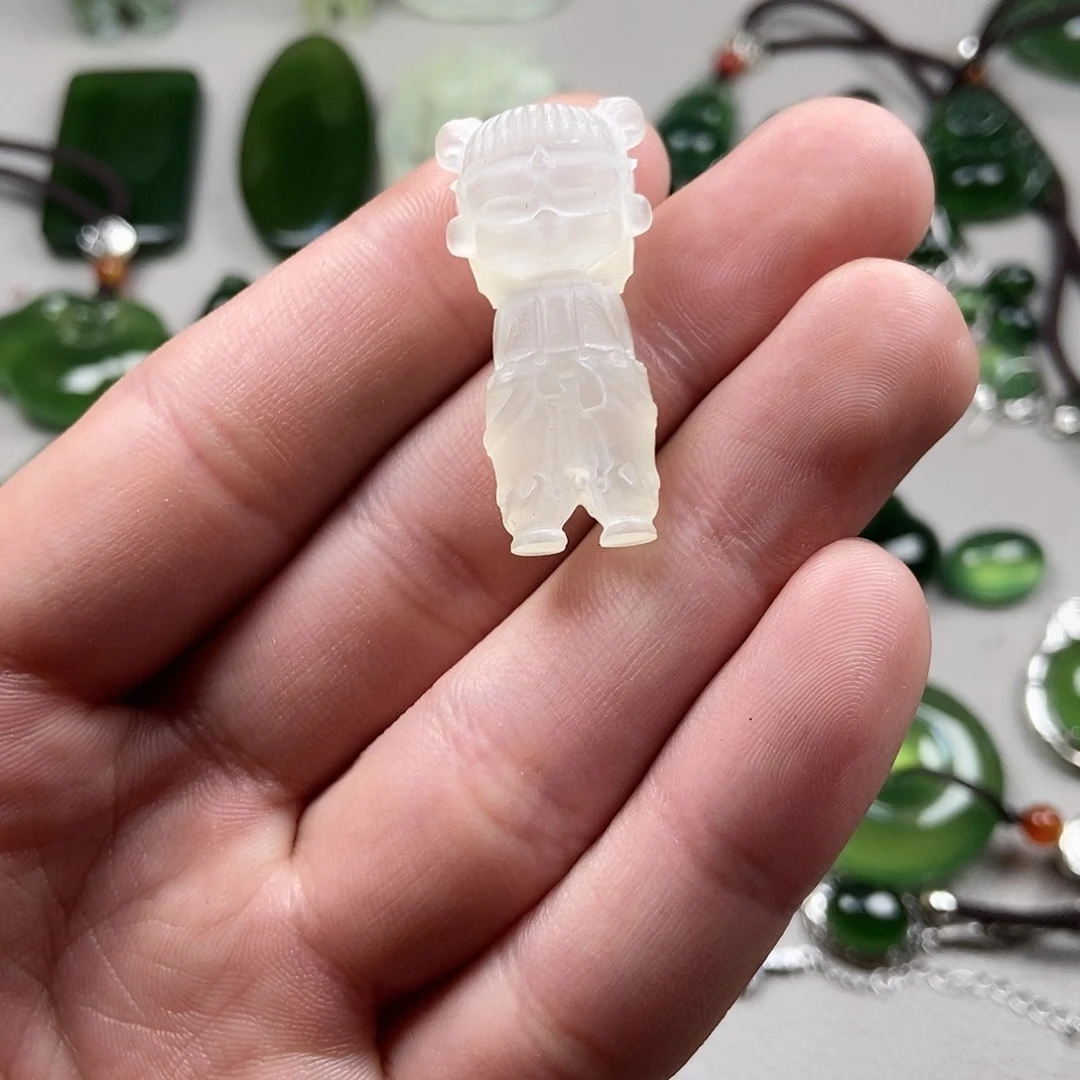 【闪购商品】蛇纹石玉岫玉未镶嵌半**殇