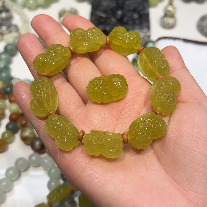 蛇纹石玉未镶嵌手串z**x