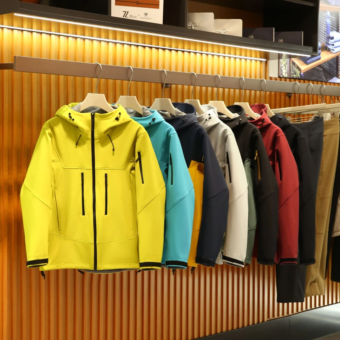 《一级面料》3D立体裁剪！户外三防软壳连帽情侣软壳冲锋衣夹克