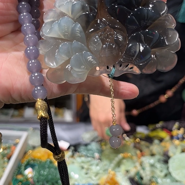 未镶嵌岫玉毛衣链