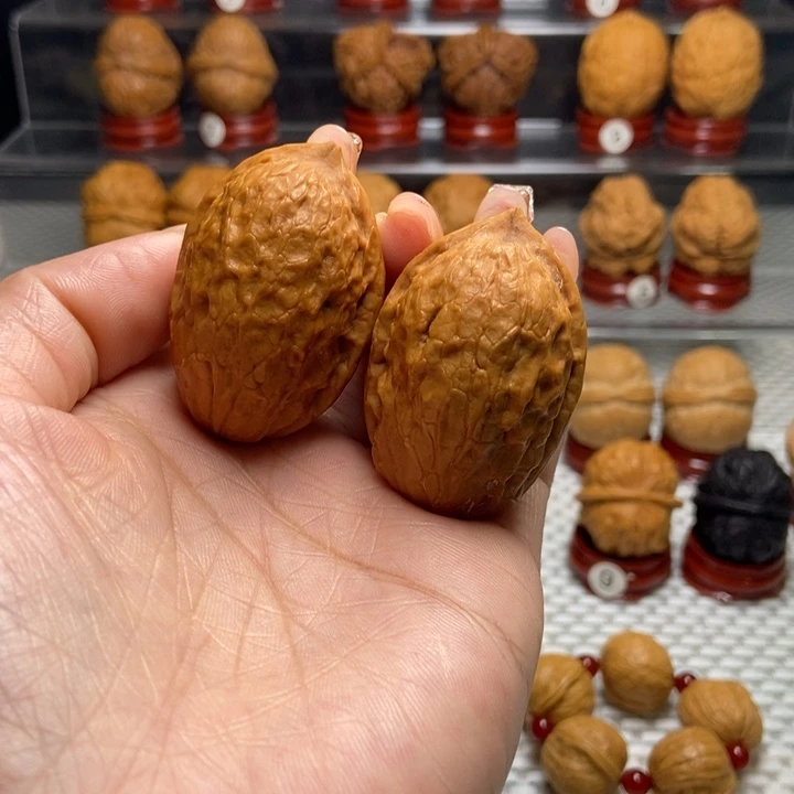 桃核把件6金手指。