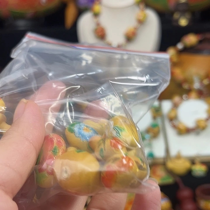 小***瓒头摸摸摸摸摸摸摸摸哦哦
