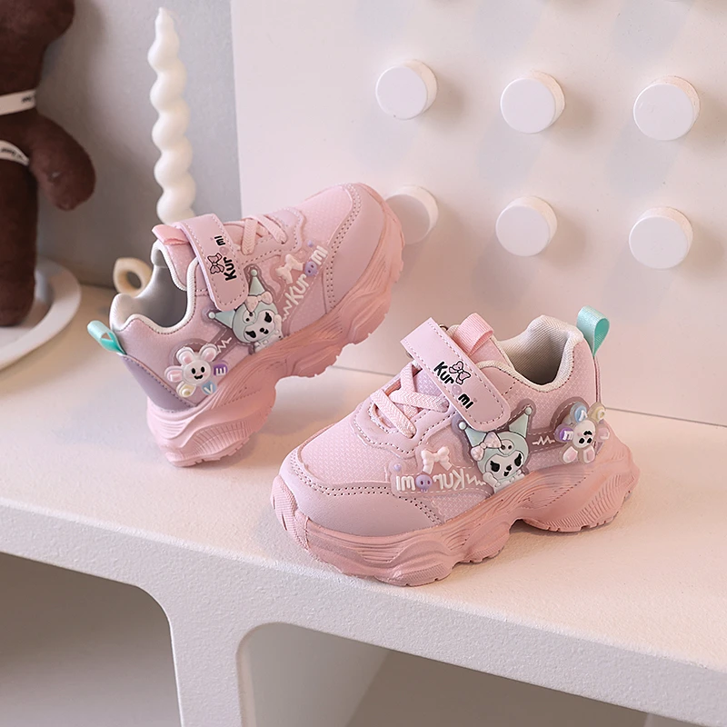 秋季女童鞋子皮面防水公主风女童软底防滑跑步运动鞋女宝幼儿学步