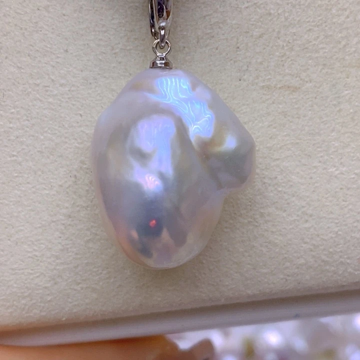 淡水珍珠吊坠(赠链)未镶嵌