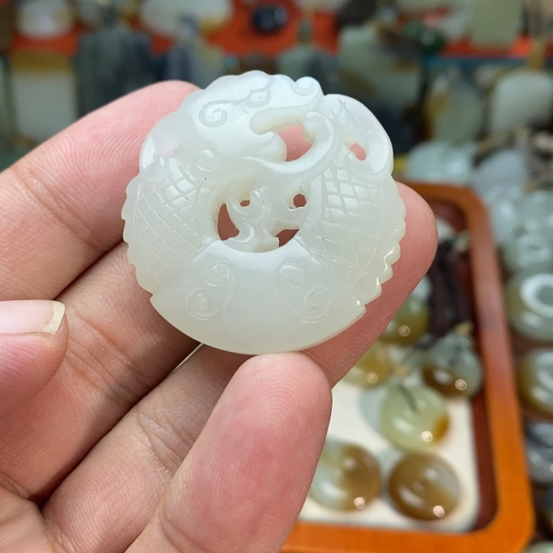 和田玉未镶嵌吊坠(不含链)