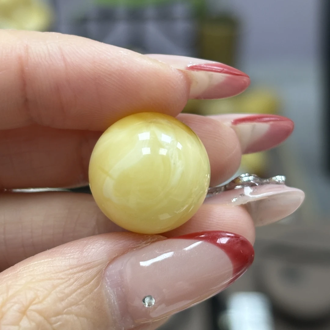 16.6mm微瑕·小妖珠宝天然原矿琥珀蜜蜡