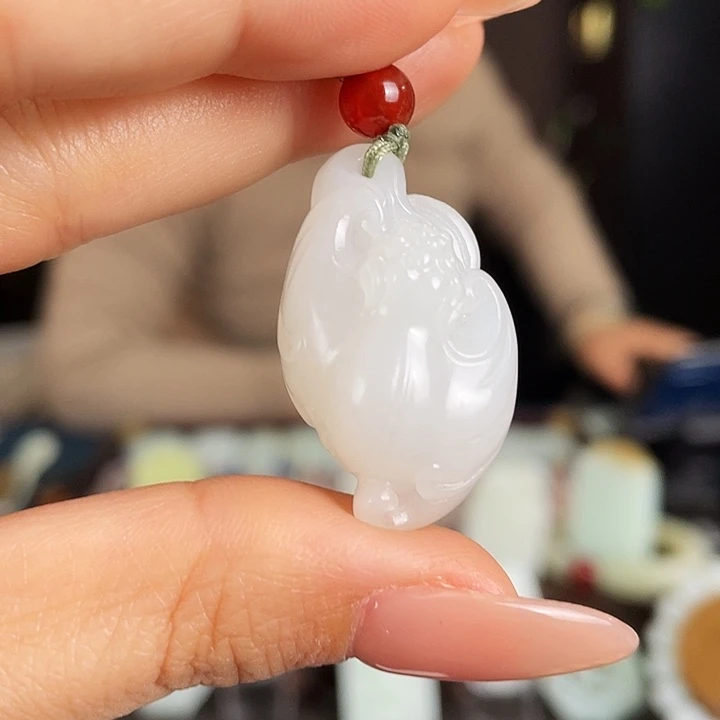 和田玉未镶嵌颈饰定制发货