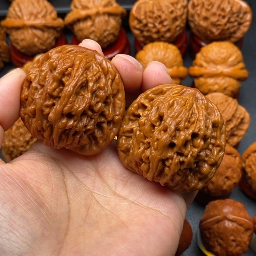 【闪购商品】文玩核桃把件44虎头色差