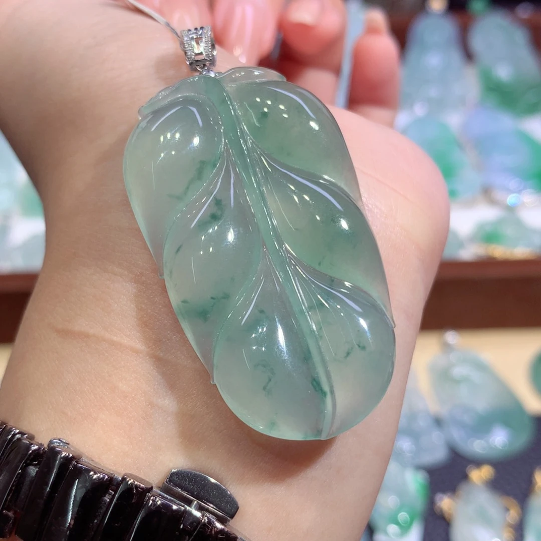 吊坠(不含链)18K金镶嵌翡翠