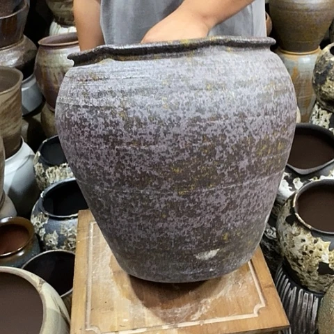紫砂花盆口28高度31铁锈
