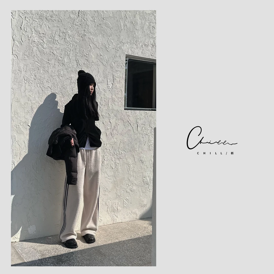 CHILL析-修身收腰连帽摇粒绒短外套Z2434