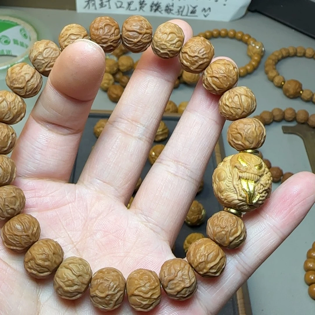 微***面吊坠猴头核桃毒液一套