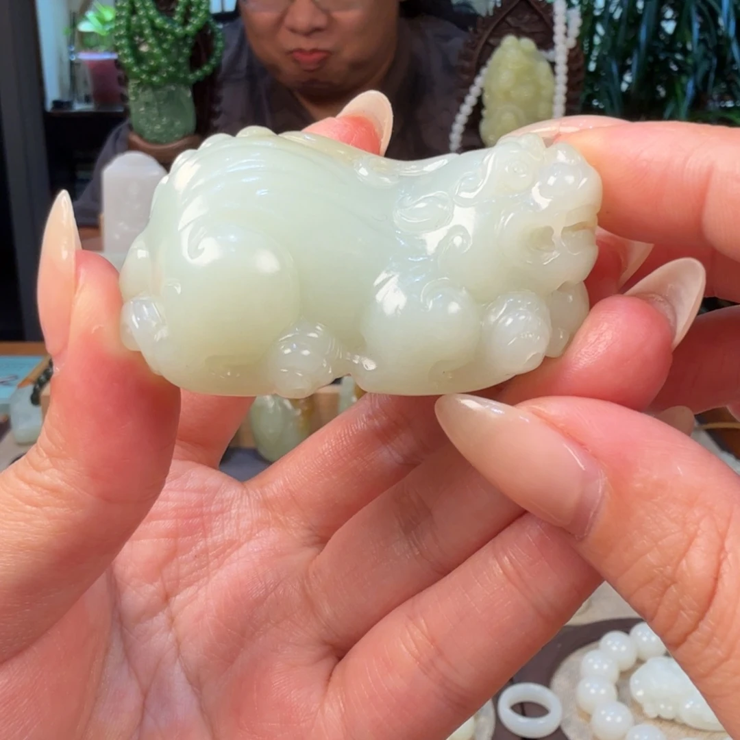 @****颈饰未镶嵌和田玉