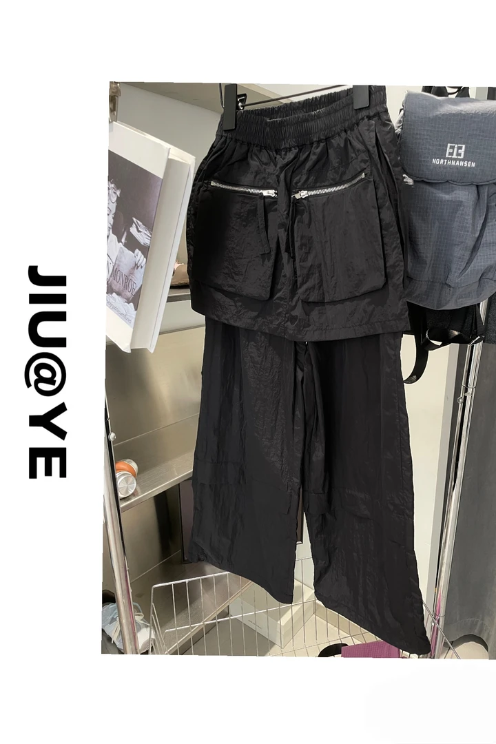 #504563        工装屁帘裤