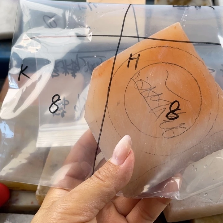 第***猫石英质玉未镶嵌珠宝半成品