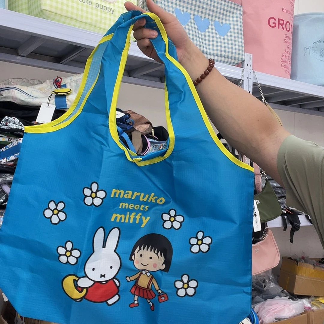 PU化妆包等各种产品的