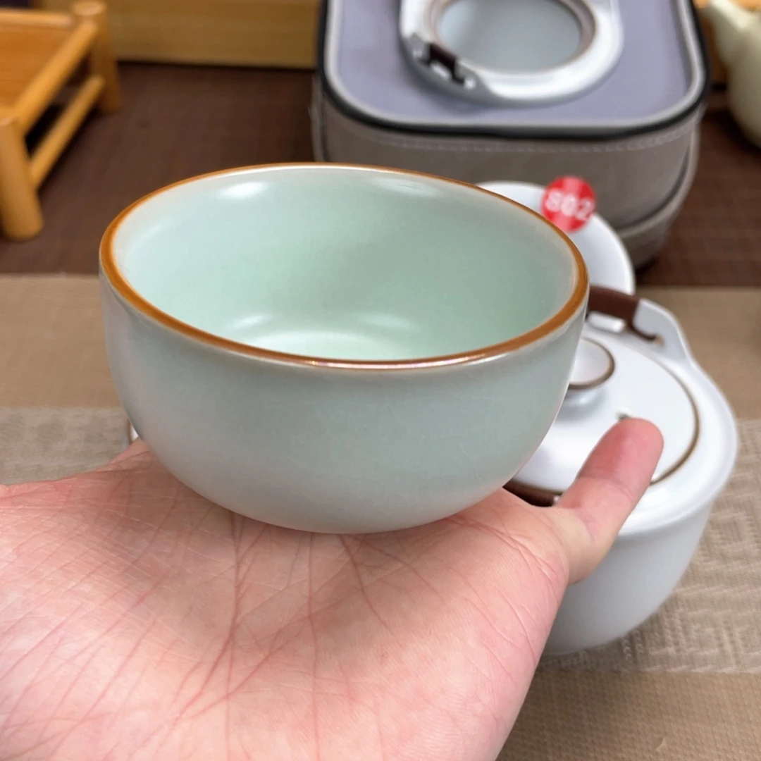 瓷片。。。。。。。。。。。。。。