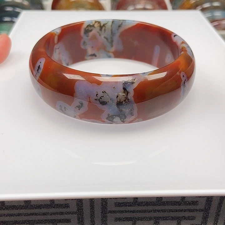 玛瑙/玉髓手镯未镶嵌