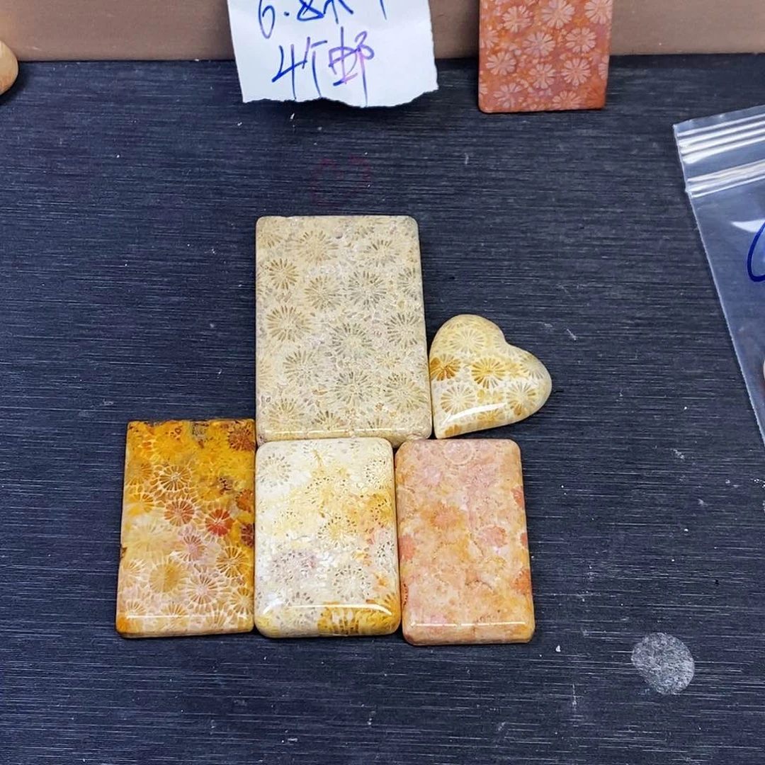 硅化玉颈饰合金玖*