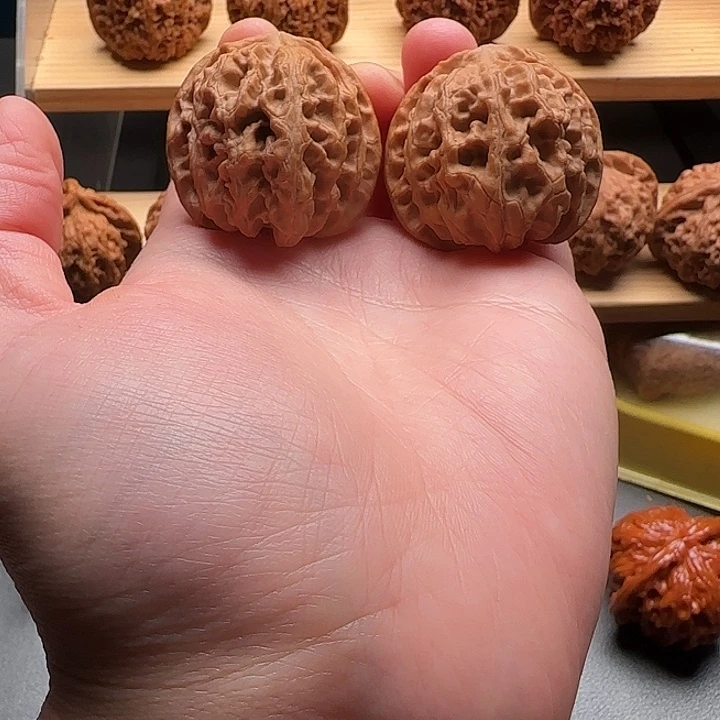 文玩核桃吊坠苹果园37P3