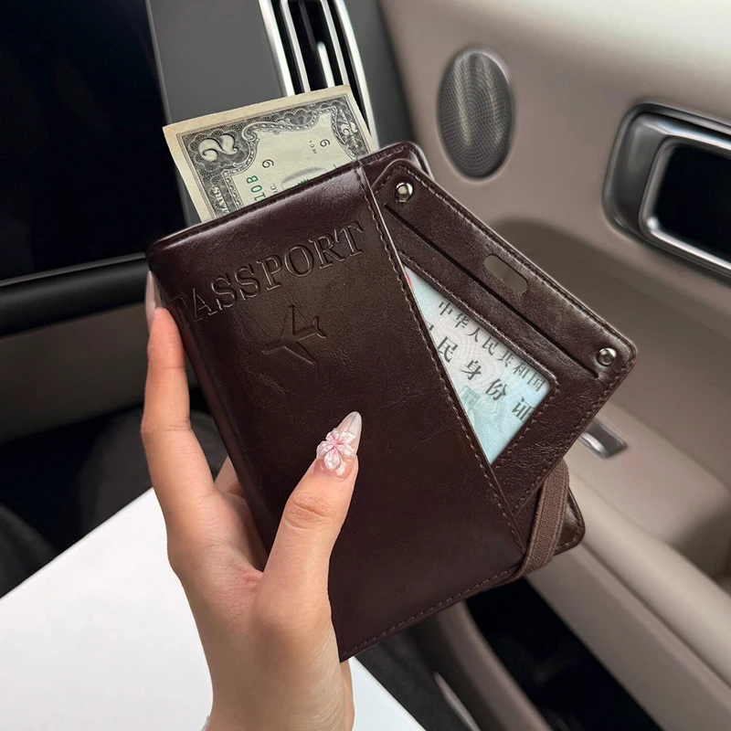 韩版复古时尚护照夹国外旅行零钱包一体卡包油蜡皮质感证件收纳包