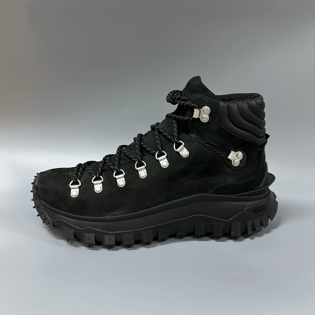 MONCLER/蒙口 mo001 黑色绿底反绒靴 时尚潮流