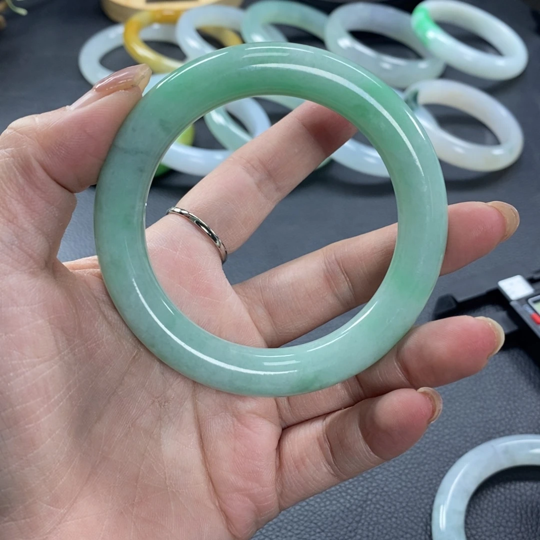 翡翠未镶嵌手镯天然翡翠手镯57