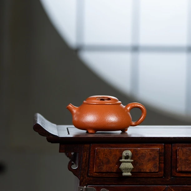 宜兴黄龙山原矿手工功夫茶实用茶器侯峰纯红降坡(筋纹牛盖)130cc