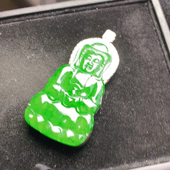 【闪购商品】翡翠未镶嵌颈饰翡翠