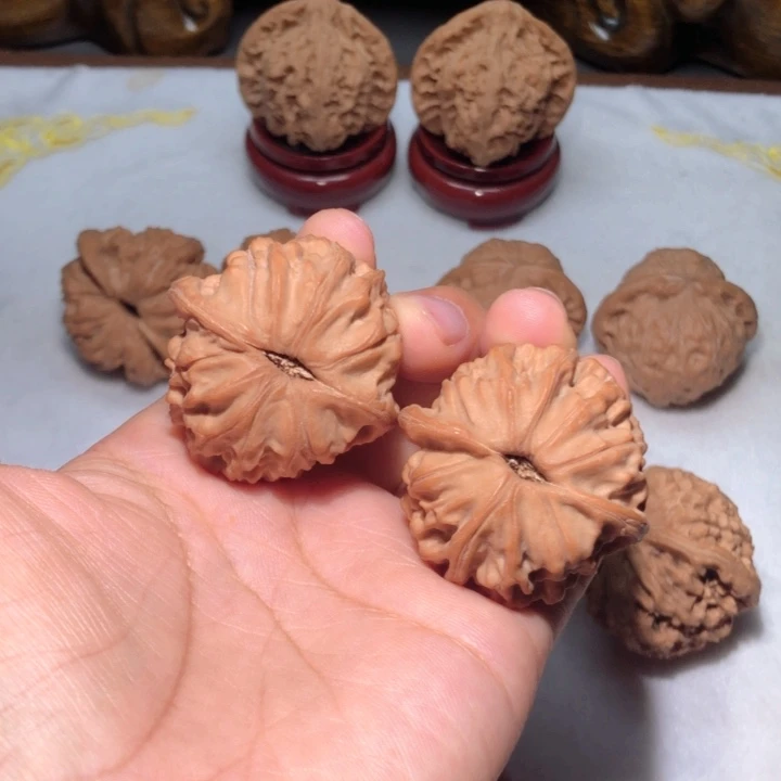 拾***见把件文玩核桃39天地