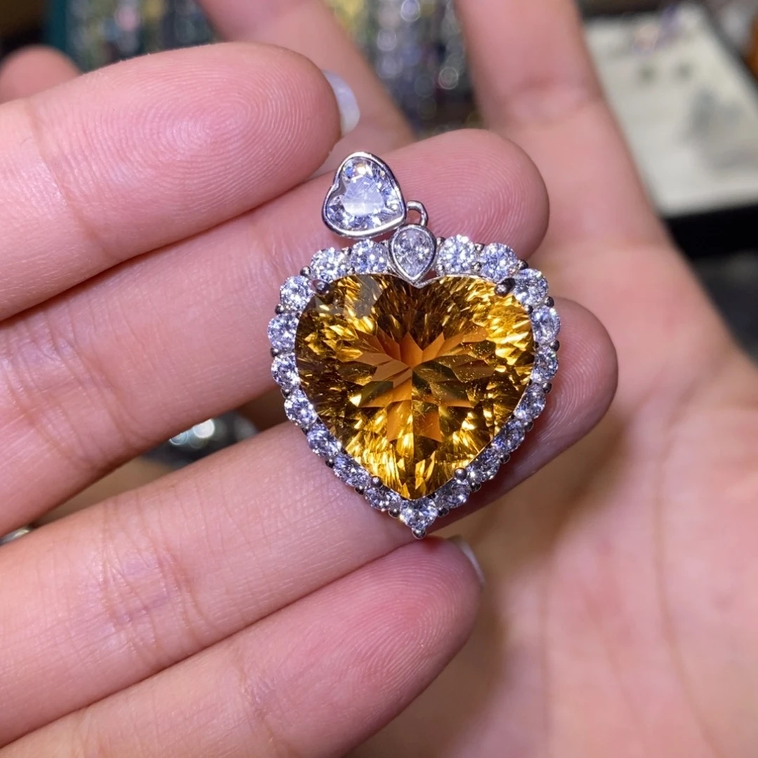 银S925镶嵌吊坠(赠链)黄晶