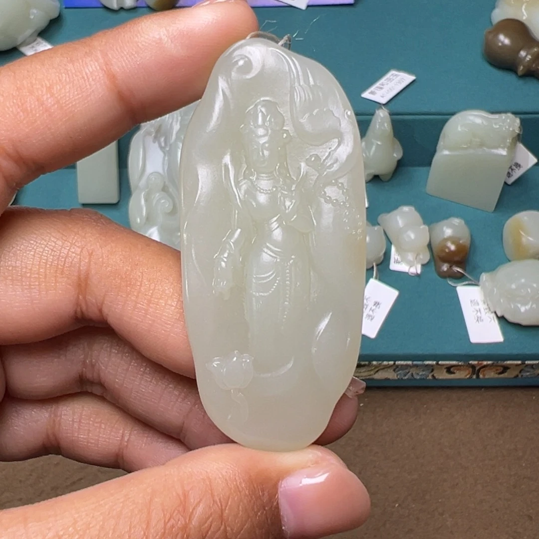 和田玉颈饰未镶嵌