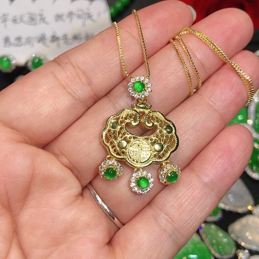 【闪购商品】颈饰未镶嵌翡翠天然翡翠