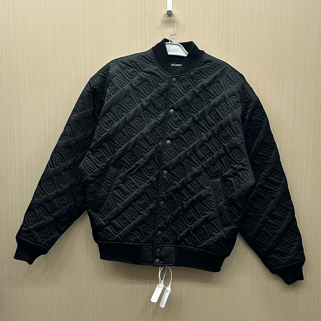 99新 Balenciaga/巴黎世家 满印logo绗缝飞行员外套/48码