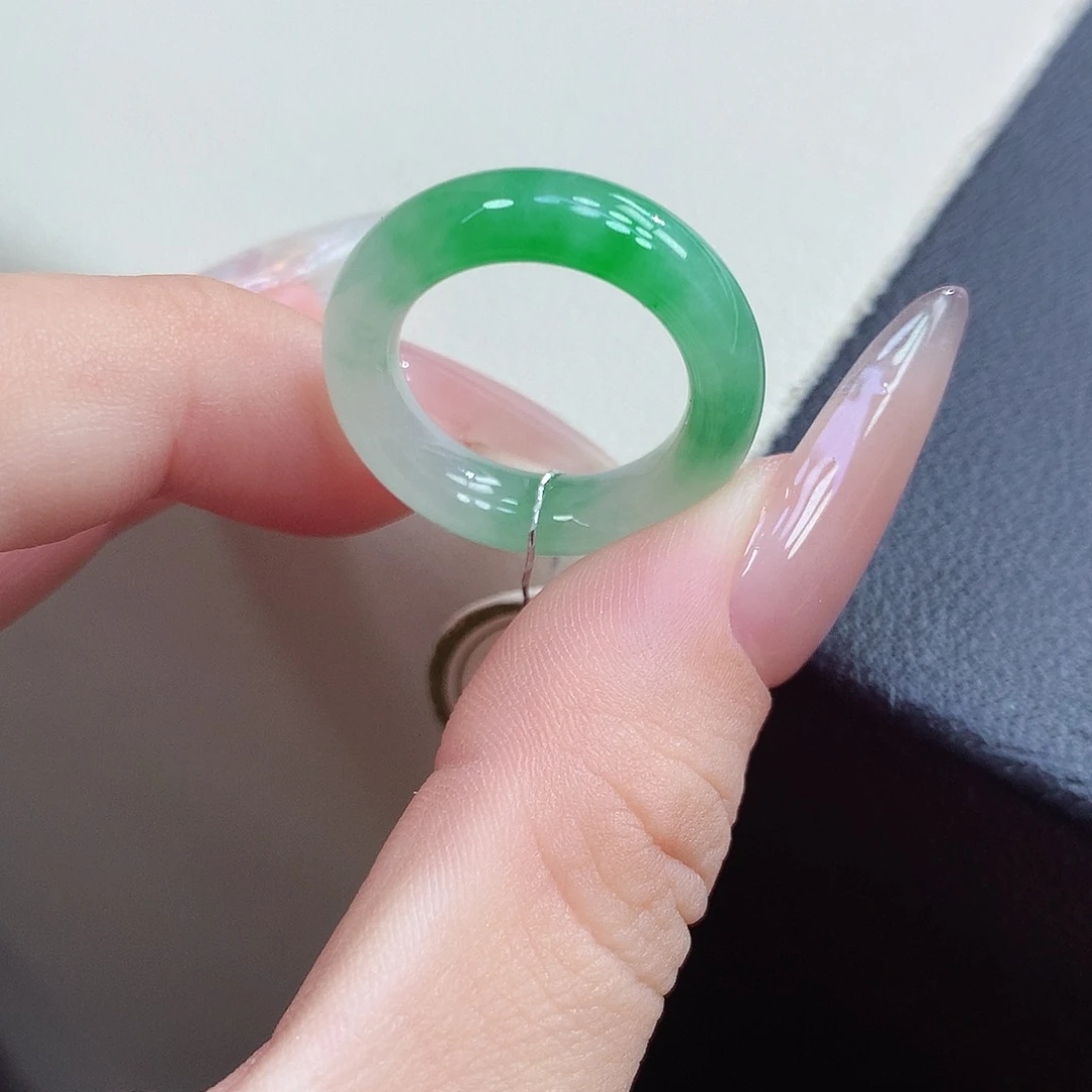 翡翠未镶嵌戒指11号