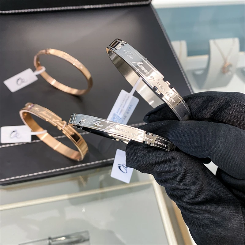 CK 合金合成锆石手镯 英文刻字镶钻情侣手环手镯男女生节日礼物