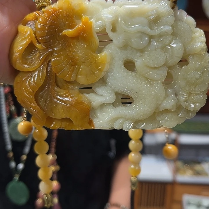 未镶嵌岫玉毛衣链