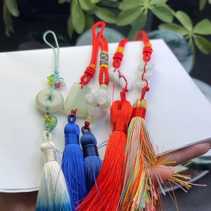 翡翠未镶嵌颈饰车挂随机发