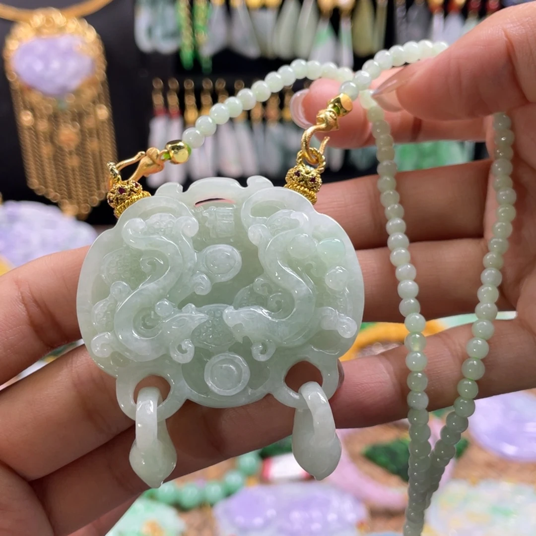 颈饰未镶嵌翡翠代编织