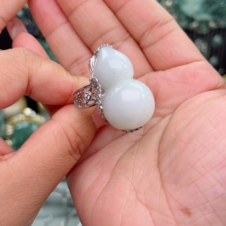 昵***置透闪石-蛇纹石玉银S925镶嵌戒指