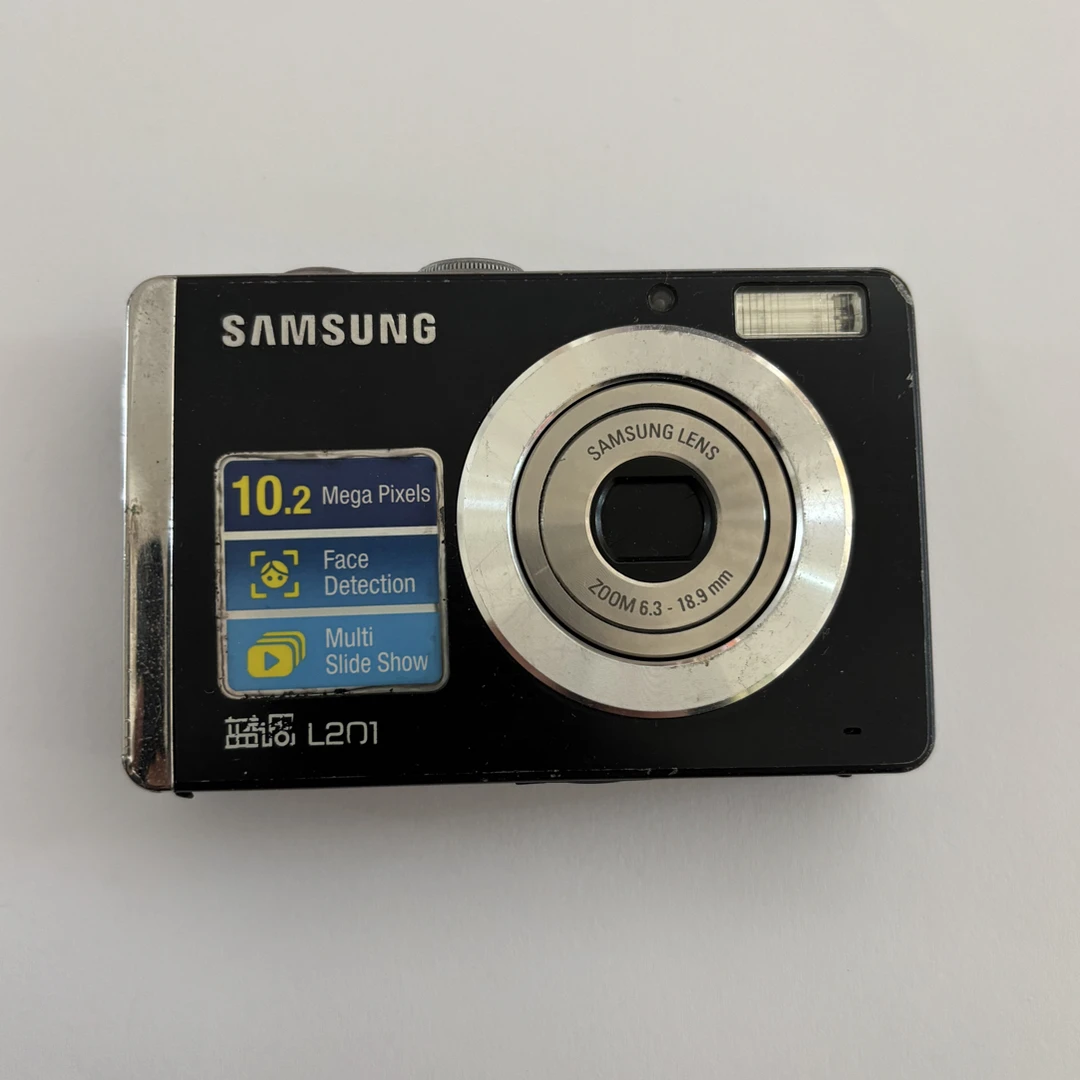 8新 Samsung/三星 三星 L201 1020万像素 ccd相机 柔焦冷白