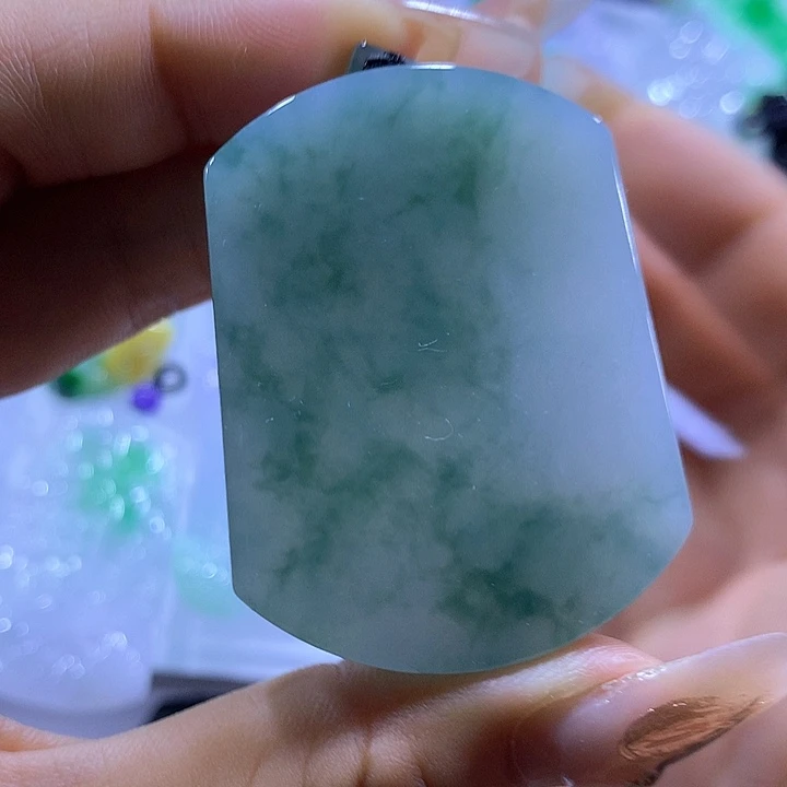 翡翠未镶嵌颈饰天然翡翠A货吊坠