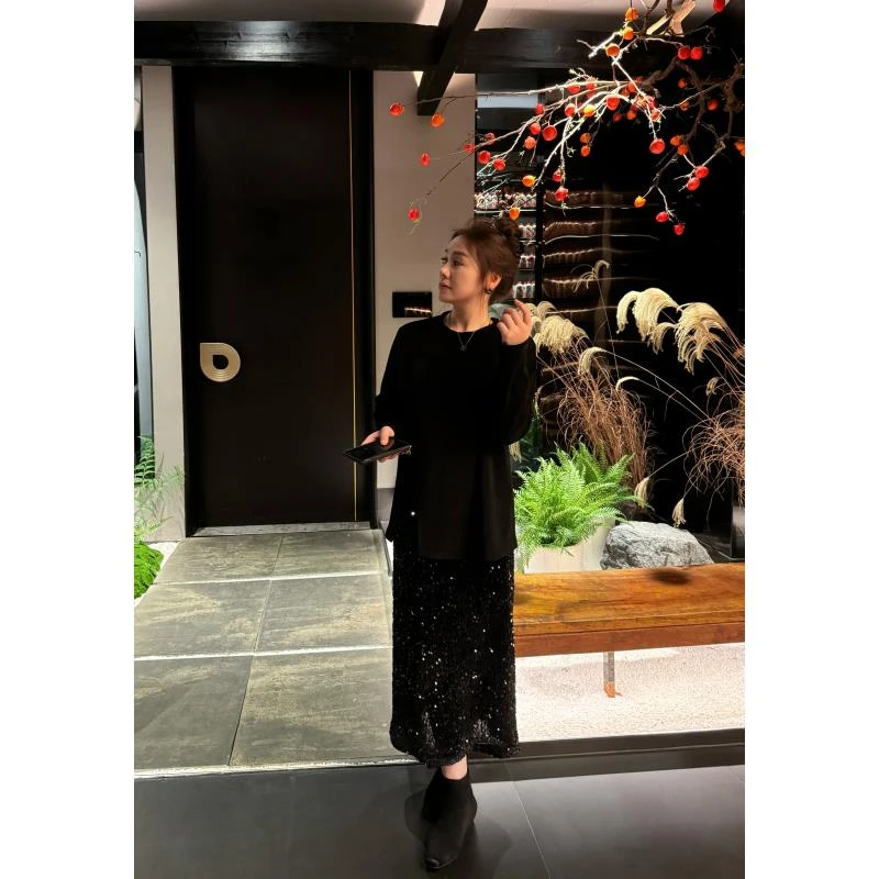 七七/【约瑟芬小调】欧棉绒氛围感精致约会穿搭上衣XNS6143