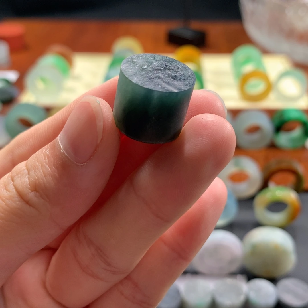 定制翡翠未镶嵌不****?翡翠