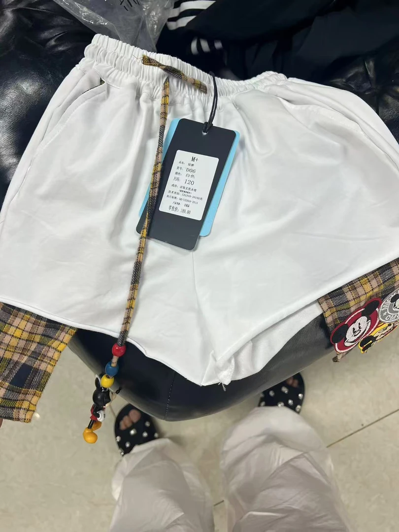 女童M+白色，黄格子兜兜米奇短裤